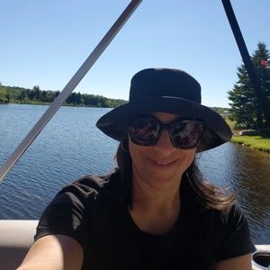 Meet your Posher, Staci